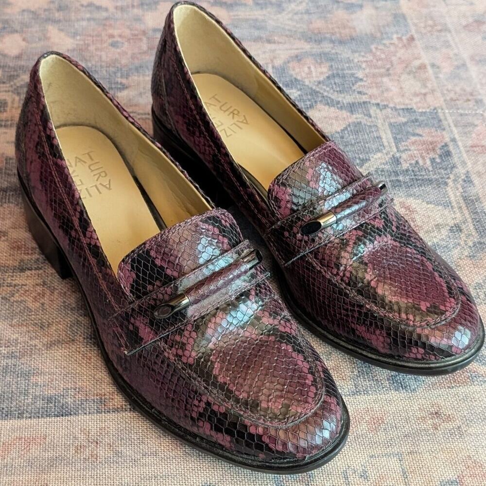 Naturalizer | Perla Burgundy Snakeskin Slip On Low Heel Loafers | Women's 9 M